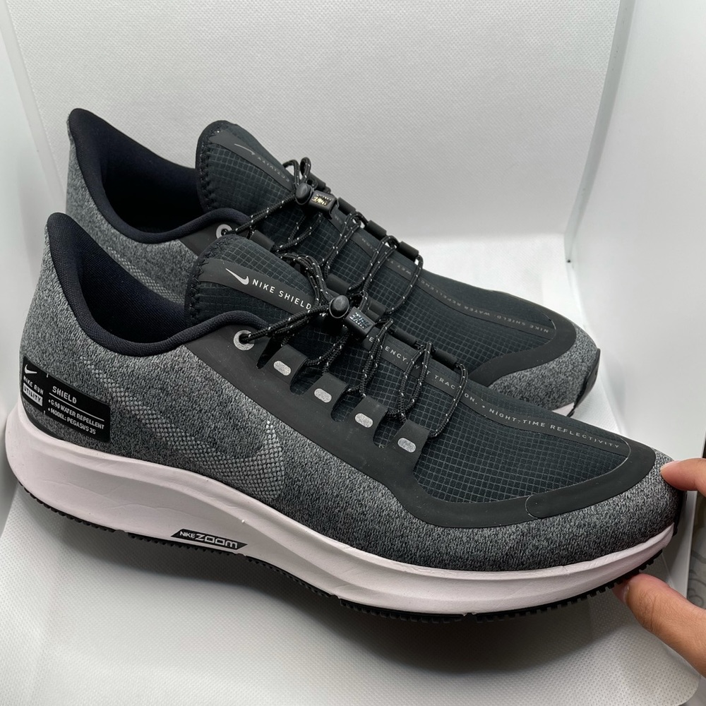 Nike Air Zoom Pegasus 35 Shield